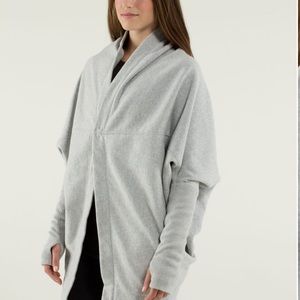 Lululemon it makes two wrap size s/m